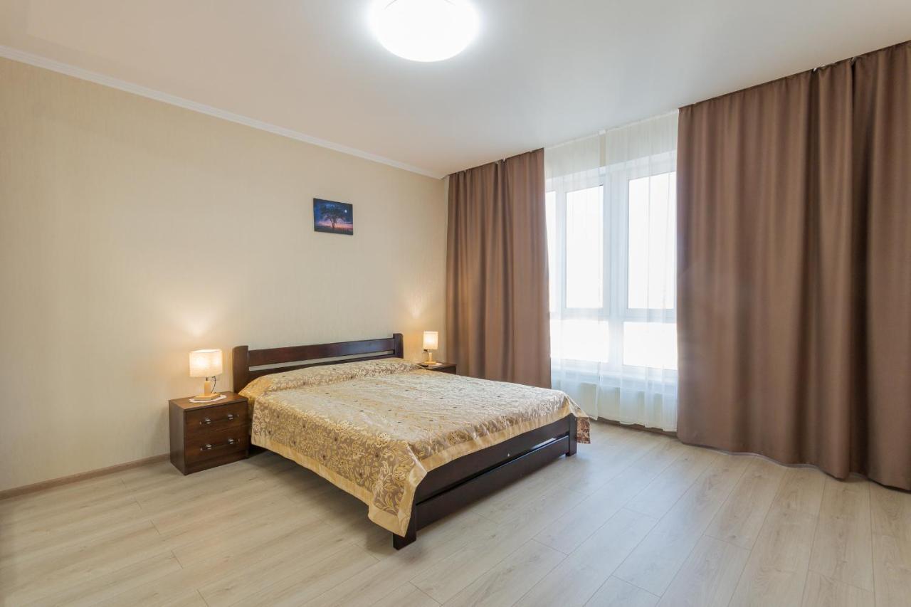 Уютная Квартира В Жк Острова Krîjanivka Exterior foto