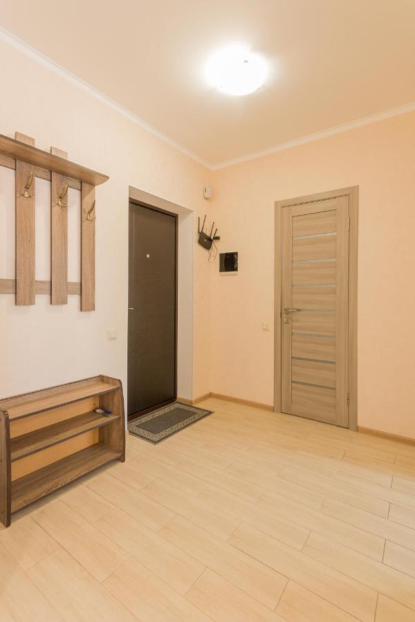 Уютная Квартира В Жк Острова Krîjanivka Exterior foto